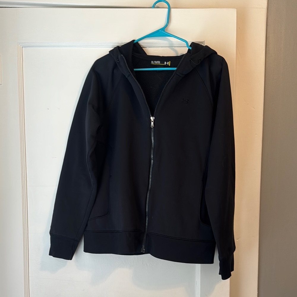 Under Armour Black Bomber Jacket with Modern Appeal